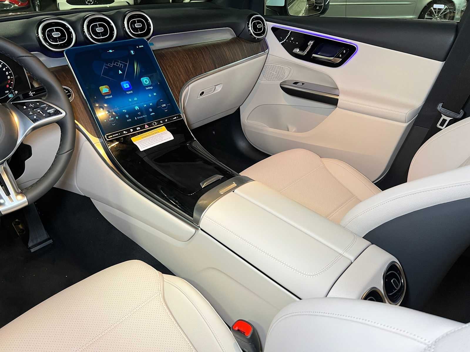 2027 Mercedes-Benz GLC 350e 4MATIC® SUV