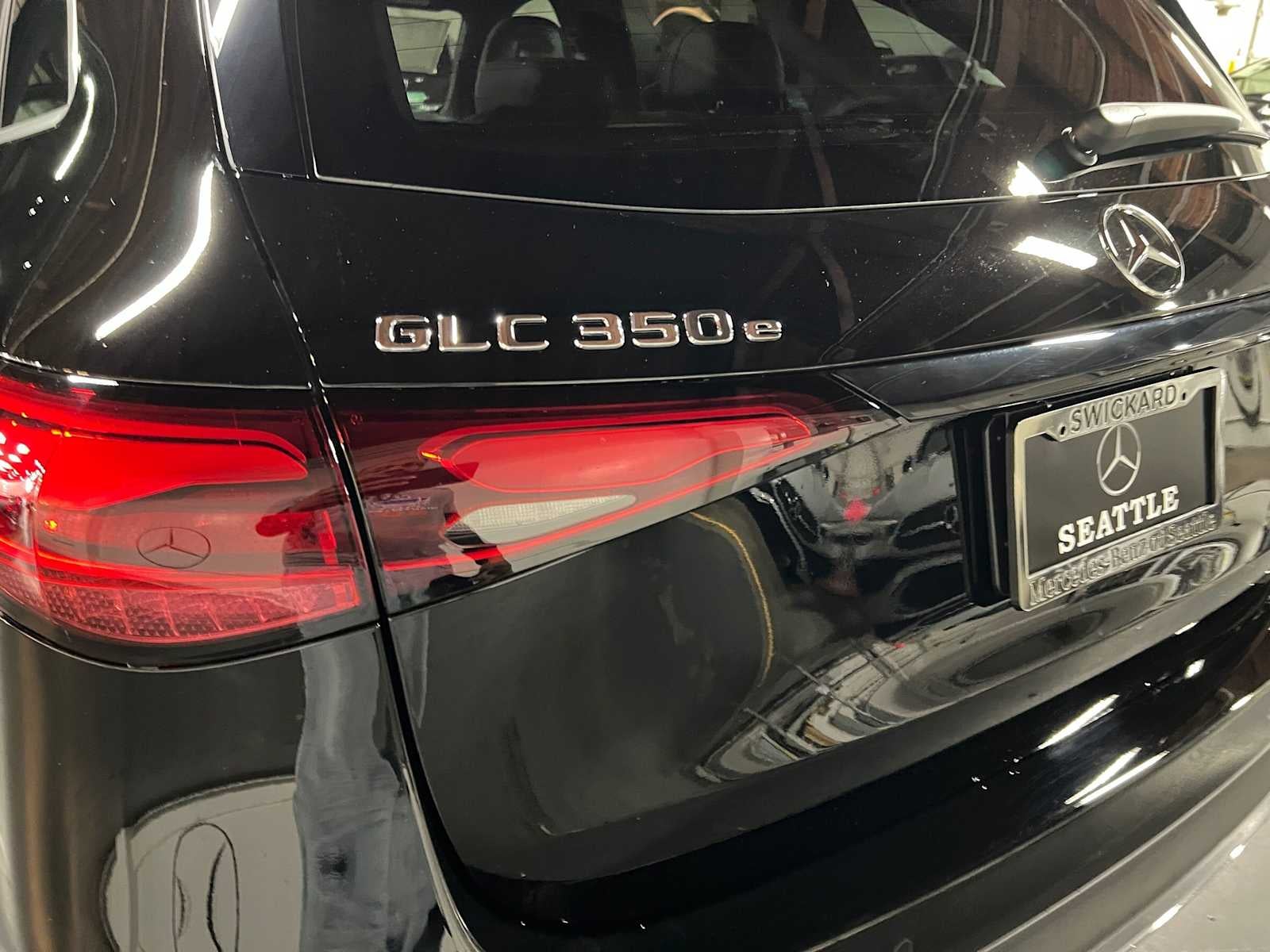 2027 Mercedes-Benz GLC 350e 4MATIC® SUV