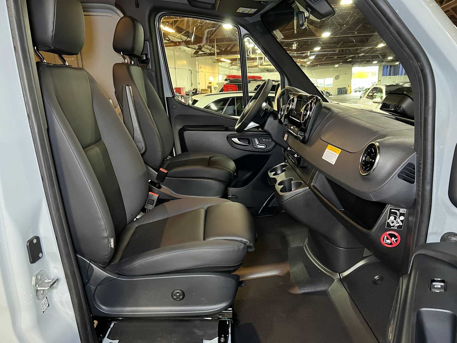 2026 Mercedes-Benz Sprinter 2500 Standard Roof I4 Diesel HO 144" AWD