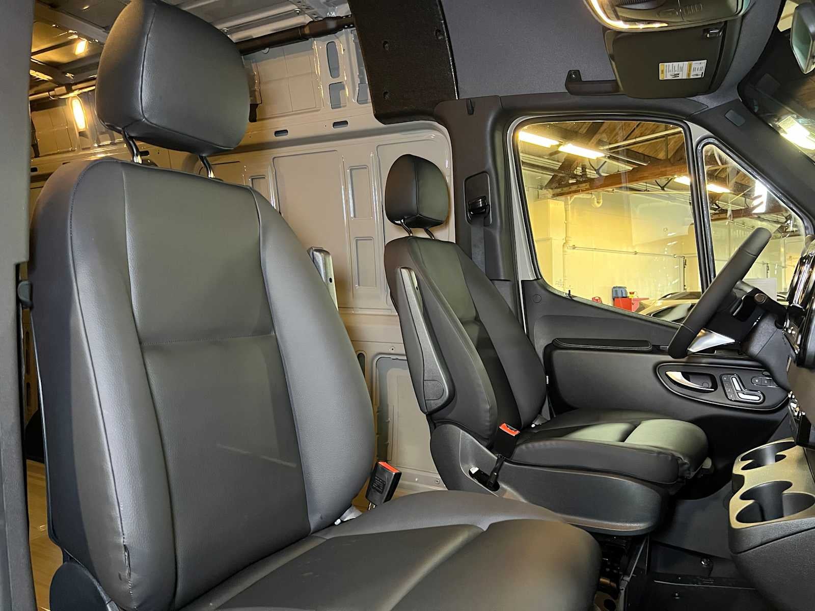 2026 Mercedes-Benz Sprinter 2500 Standard Roof I4 Diesel HO 144" AWD