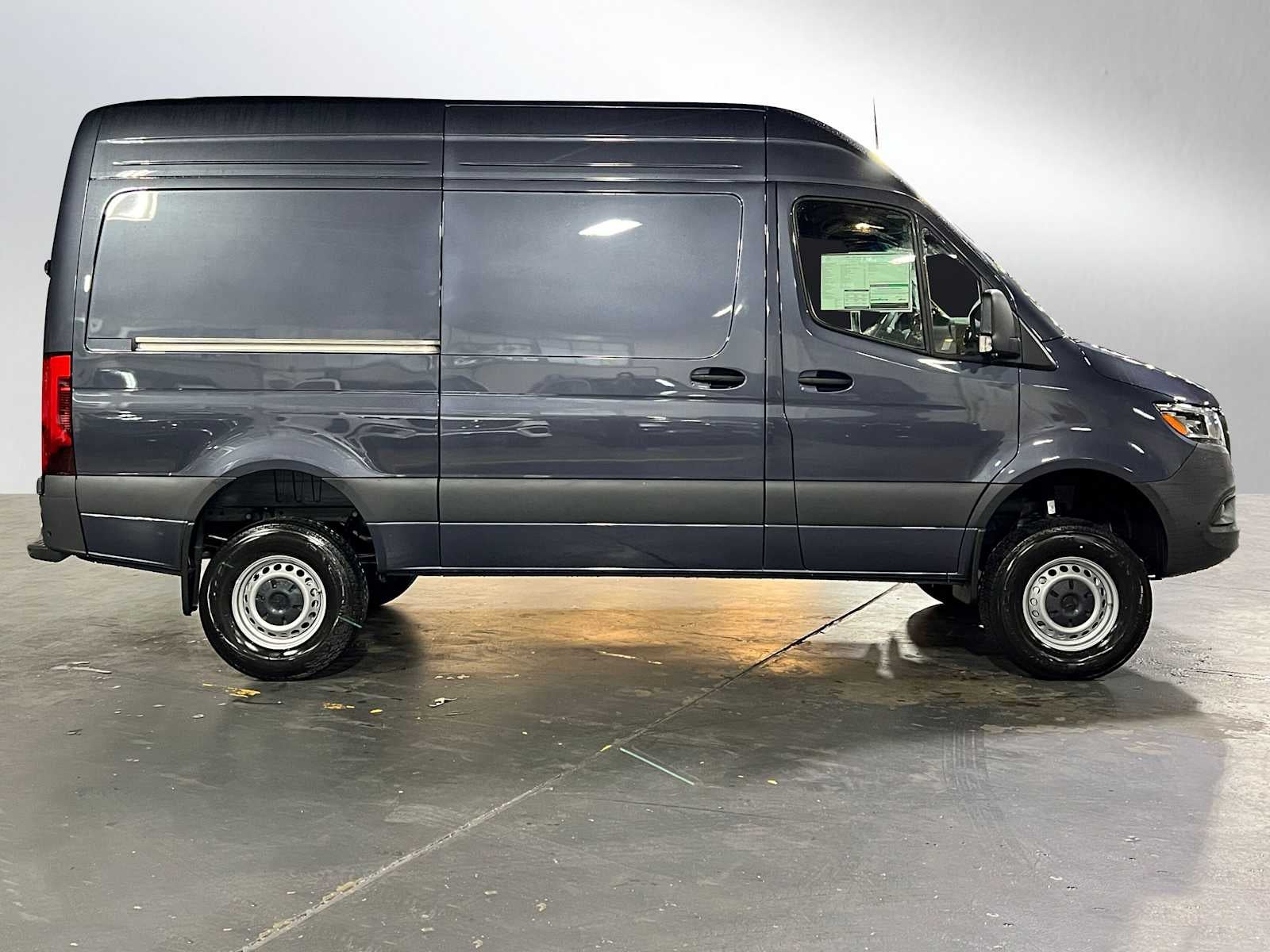2026 Mercedes-Benz Sprinter 2500 Standard Roof I4 Diesel HO 144" AWD