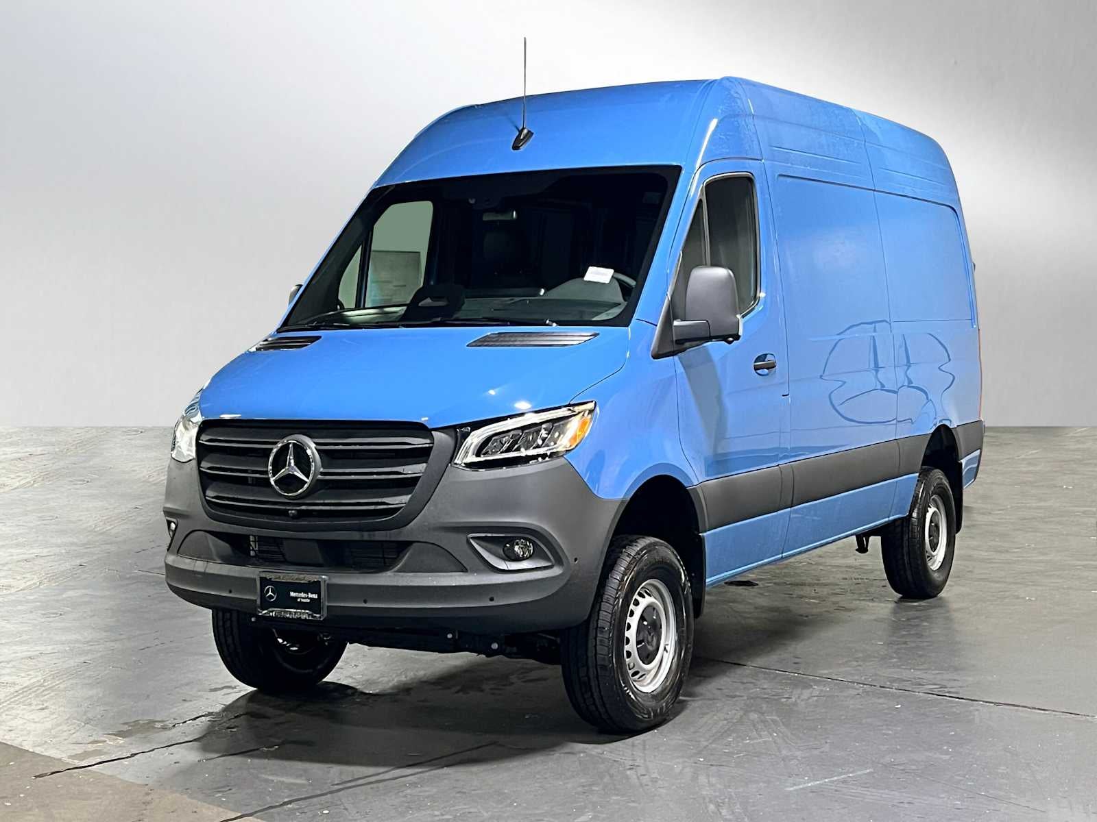 2026 Mercedes-Benz Sprinter 2500 Standard Roof I4 Diesel HO 144" AWD