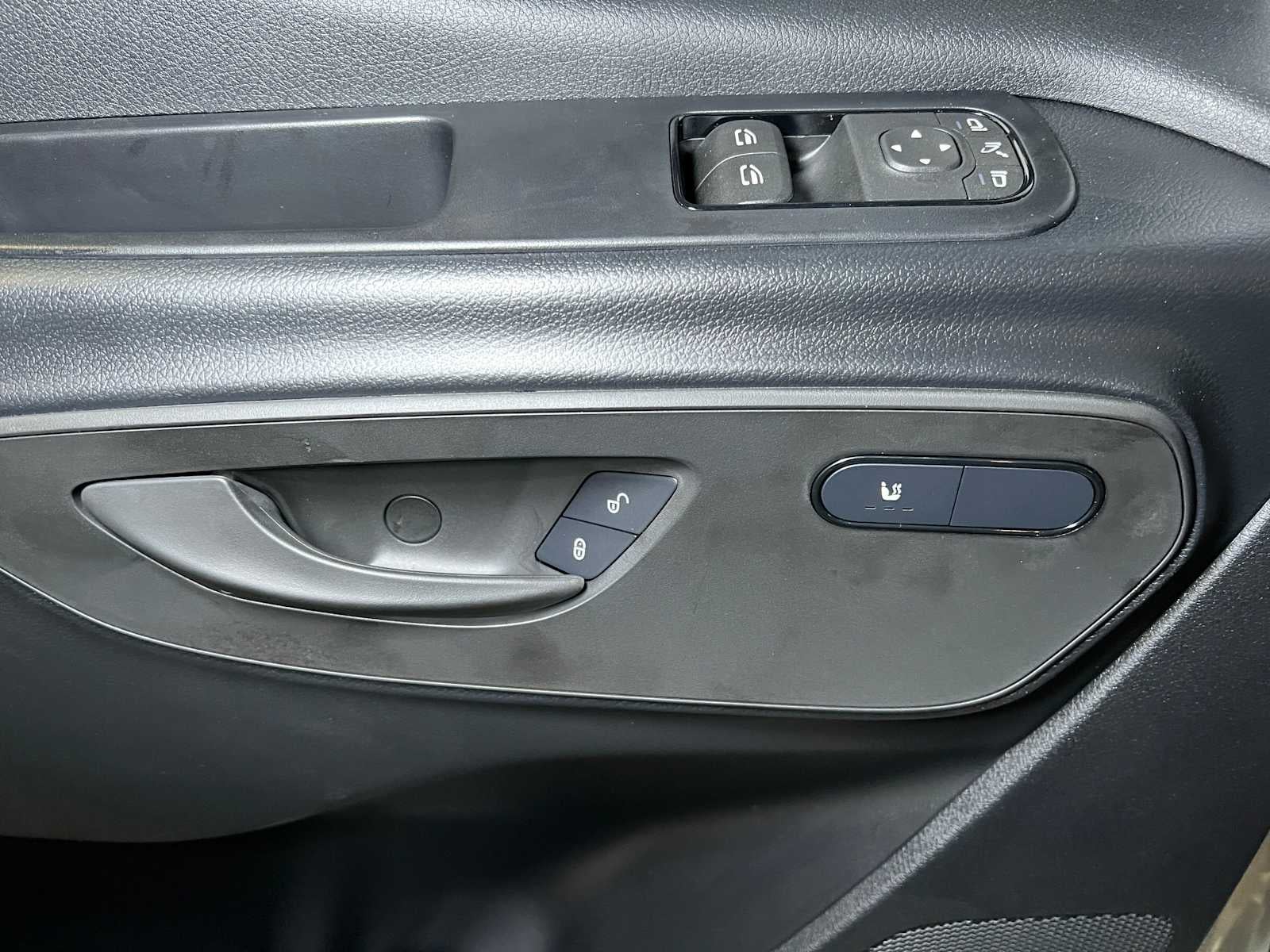 2025 Mercedes-Benz Sprinter 2500 Standard Roof I4 Diesel 144" RWD