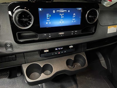 2026 Mercedes-Benz Sprinter 2500 Standard Roof I4 Diesel 144" RWD