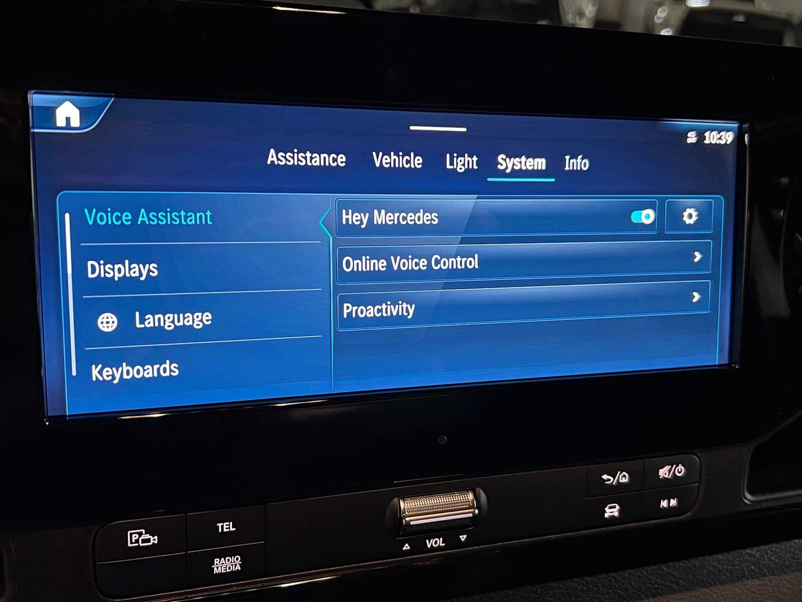 2026 Mercedes-Benz Sprinter 2500 Standard Roof I4 Diesel 144" RWD