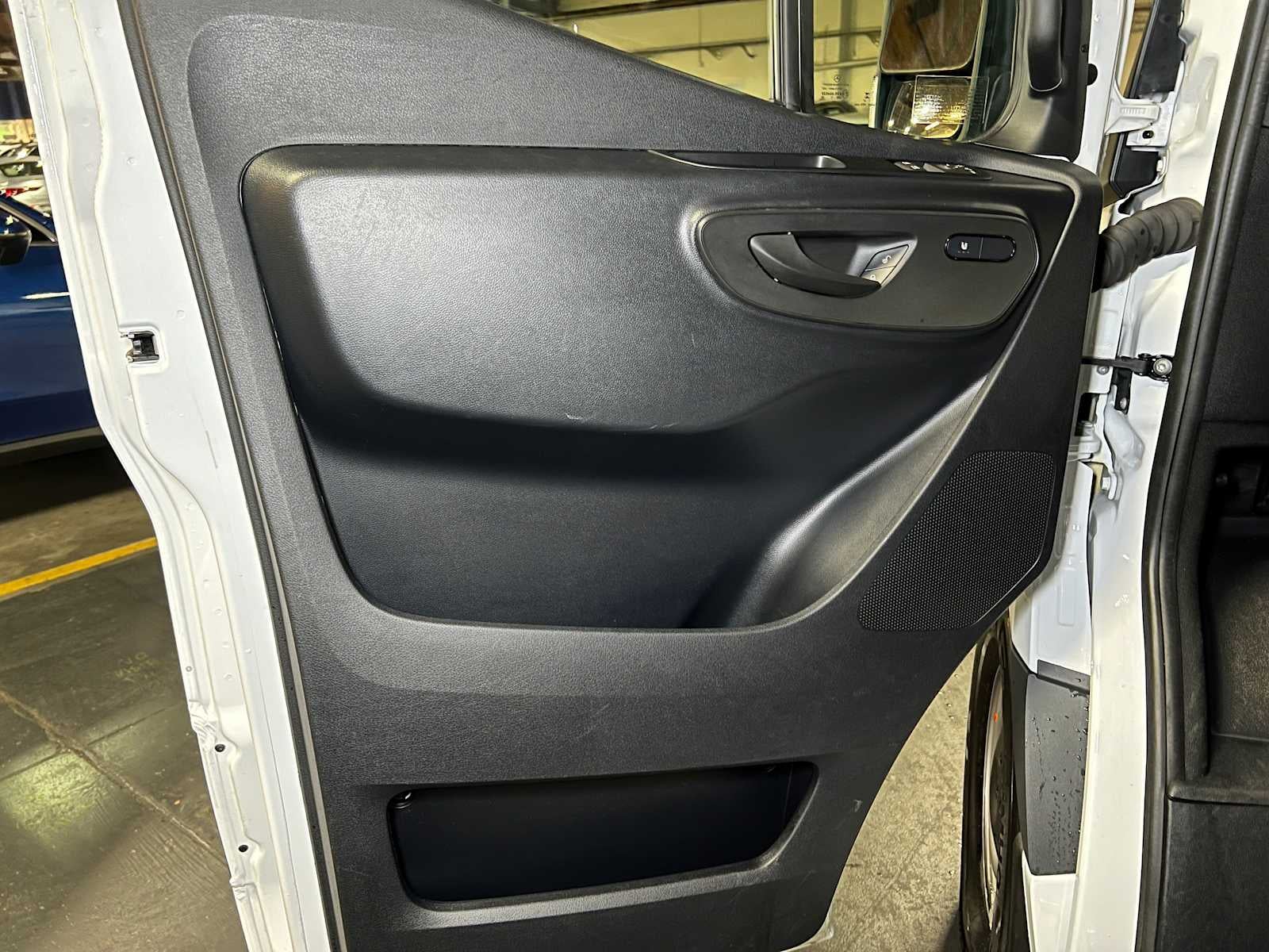 2025 Mercedes-Benz Sprinter 2500 Standard Roof I4 Diesel 144" RWD