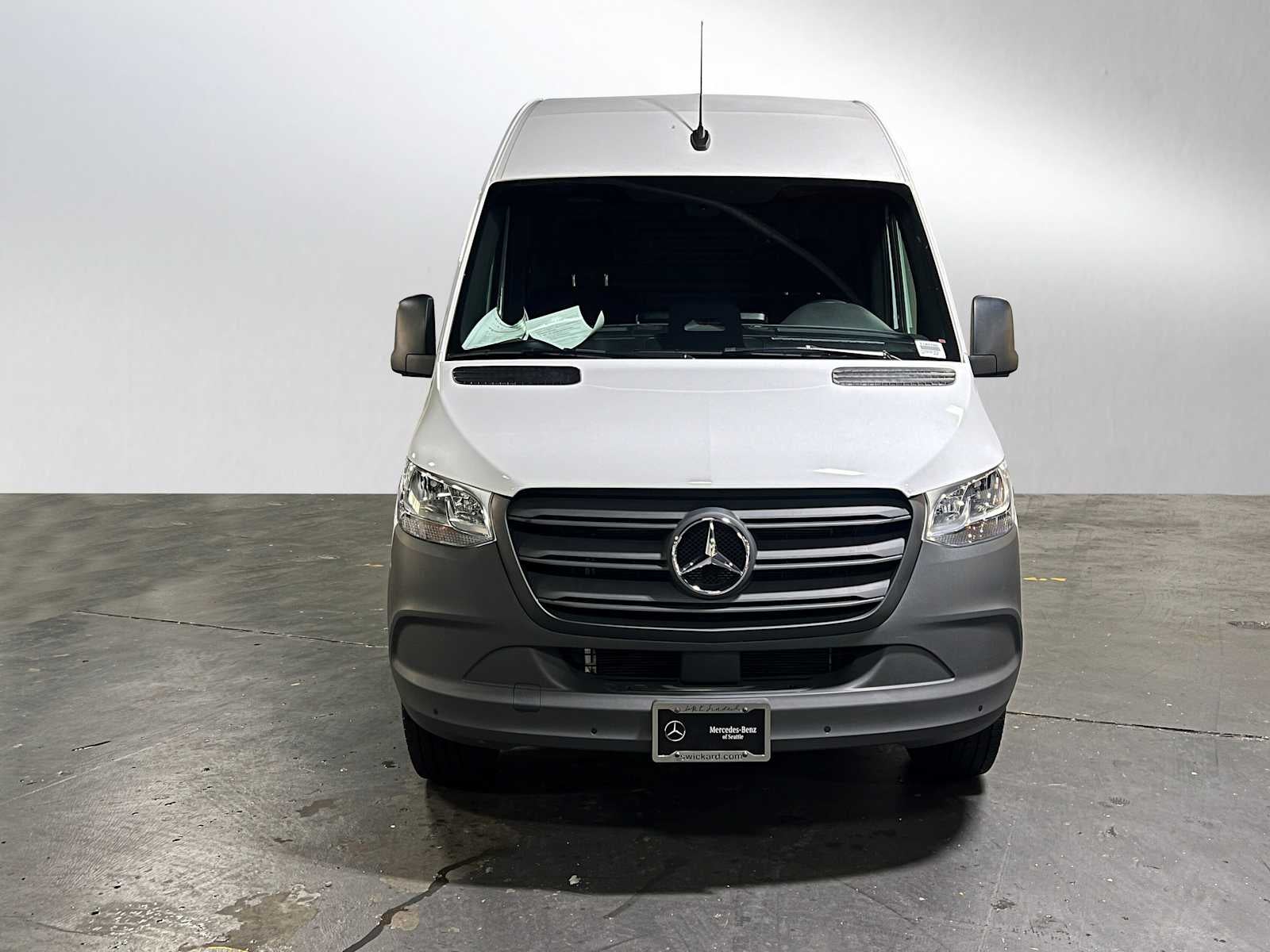 2025 Mercedes-Benz Sprinter 2500 Standard Roof I4 Diesel 144" RWD