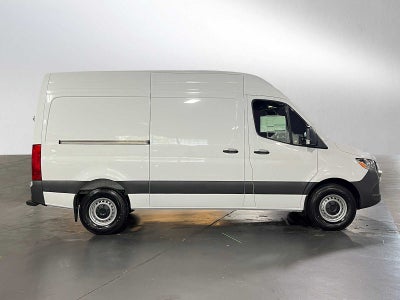2025 Mercedes-Benz Sprinter 2500 Standard Roof I4 Diesel 144" RWD