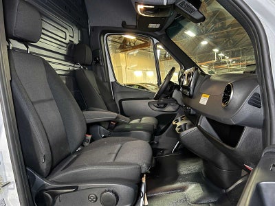 2025 Mercedes-Benz Sprinter 2500 Standard Roof I4 Diesel 144" RWD