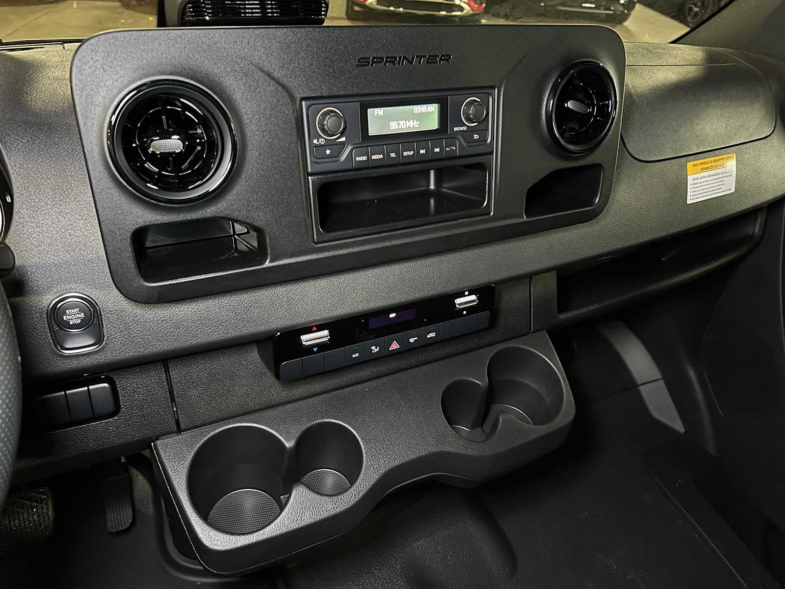 2025 Mercedes-Benz Sprinter 2500 Standard Roof I4 Diesel 144" RWD