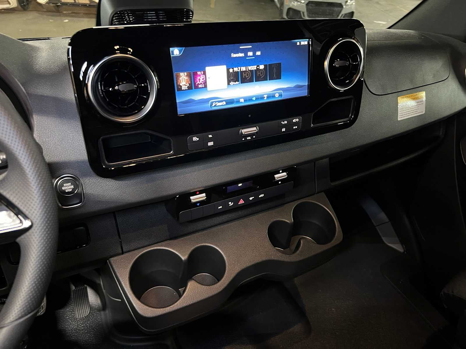 2025 Mercedes-Benz Sprinter 2500 Standard Roof I4 Diesel 144" RWD