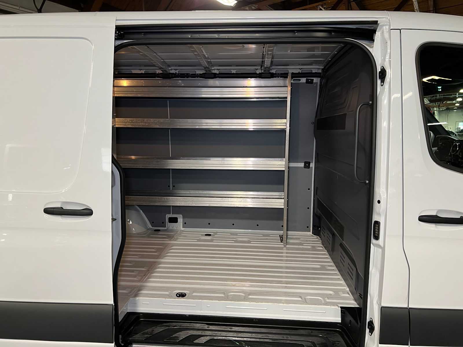 2025 Mercedes-Benz Sprinter 2500 Standard Roof I4 Diesel 144" RWD