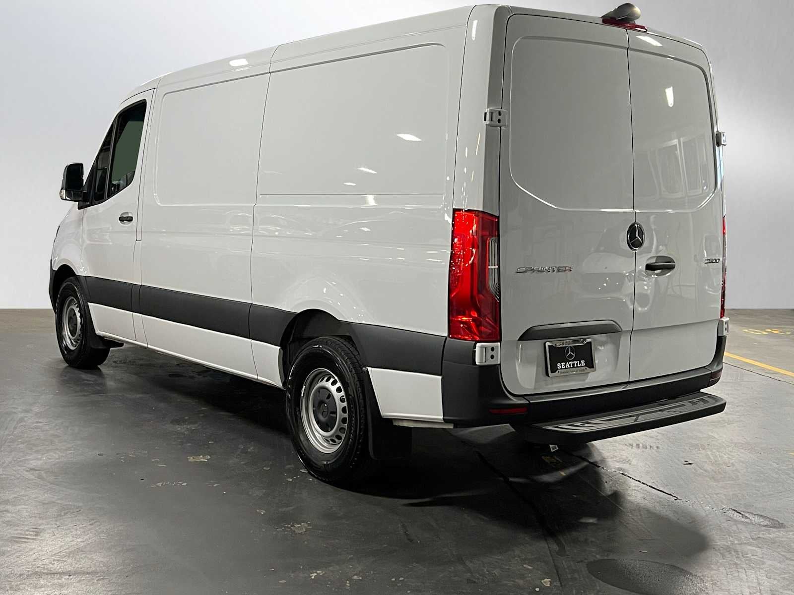2025 Mercedes-Benz Sprinter 2500 Standard Roof I4 Diesel 144" RWD