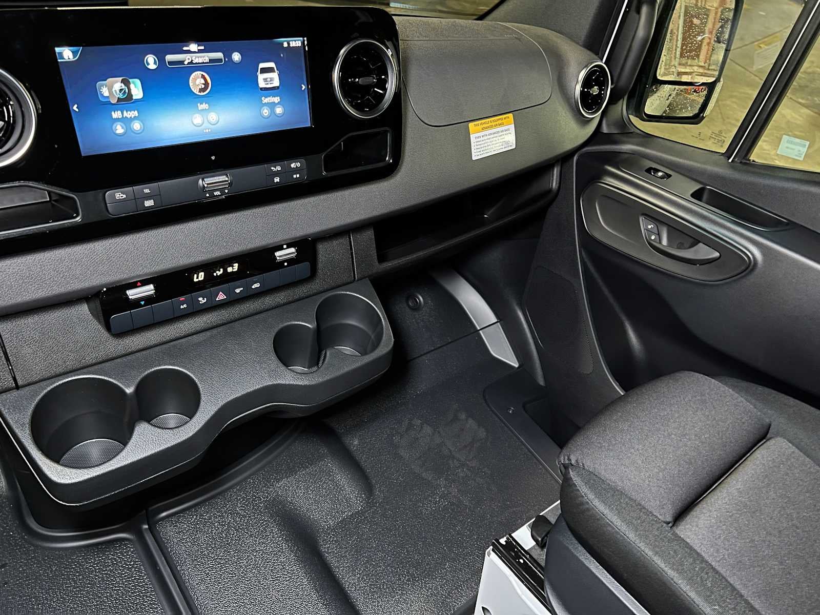 2025 Mercedes-Benz Sprinter 2500 Standard Roof I4 Diesel 144" RWD