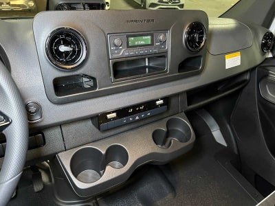 2025 Mercedes-Benz Sprinter 2500 Standard Roof I4 Diesel 144" RWD
