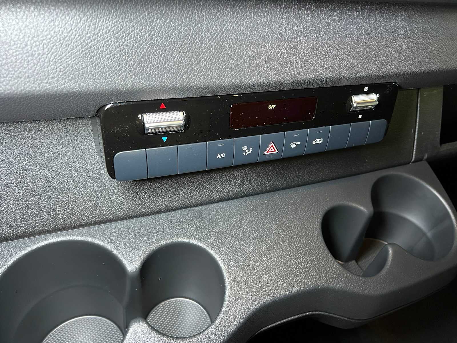 2025 Mercedes-Benz Sprinter 2500 Standard Roof I4 Diesel 144" RWD