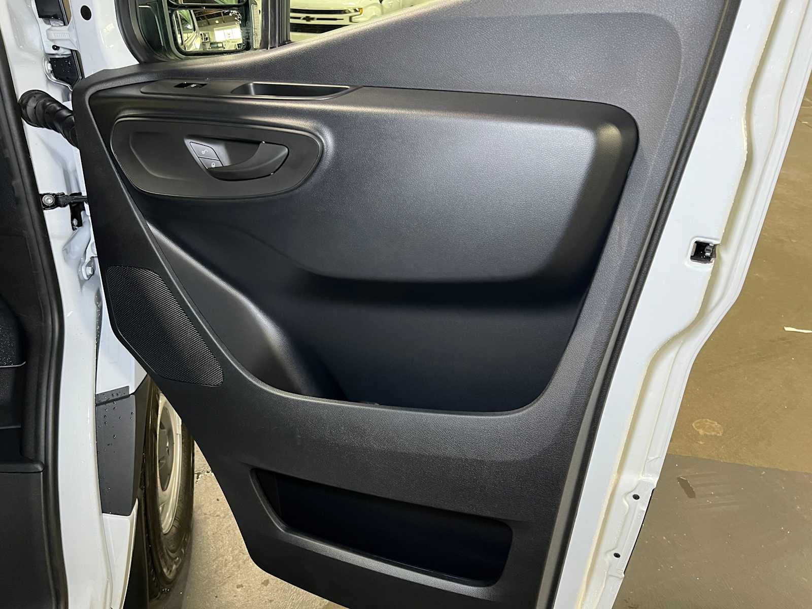 2025 Mercedes-Benz Sprinter 2500 High Roof I4 Diesel 170" RWD