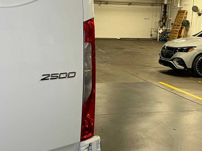 2025 Mercedes-Benz Sprinter 2500 High Roof I4 Diesel 170" RWD