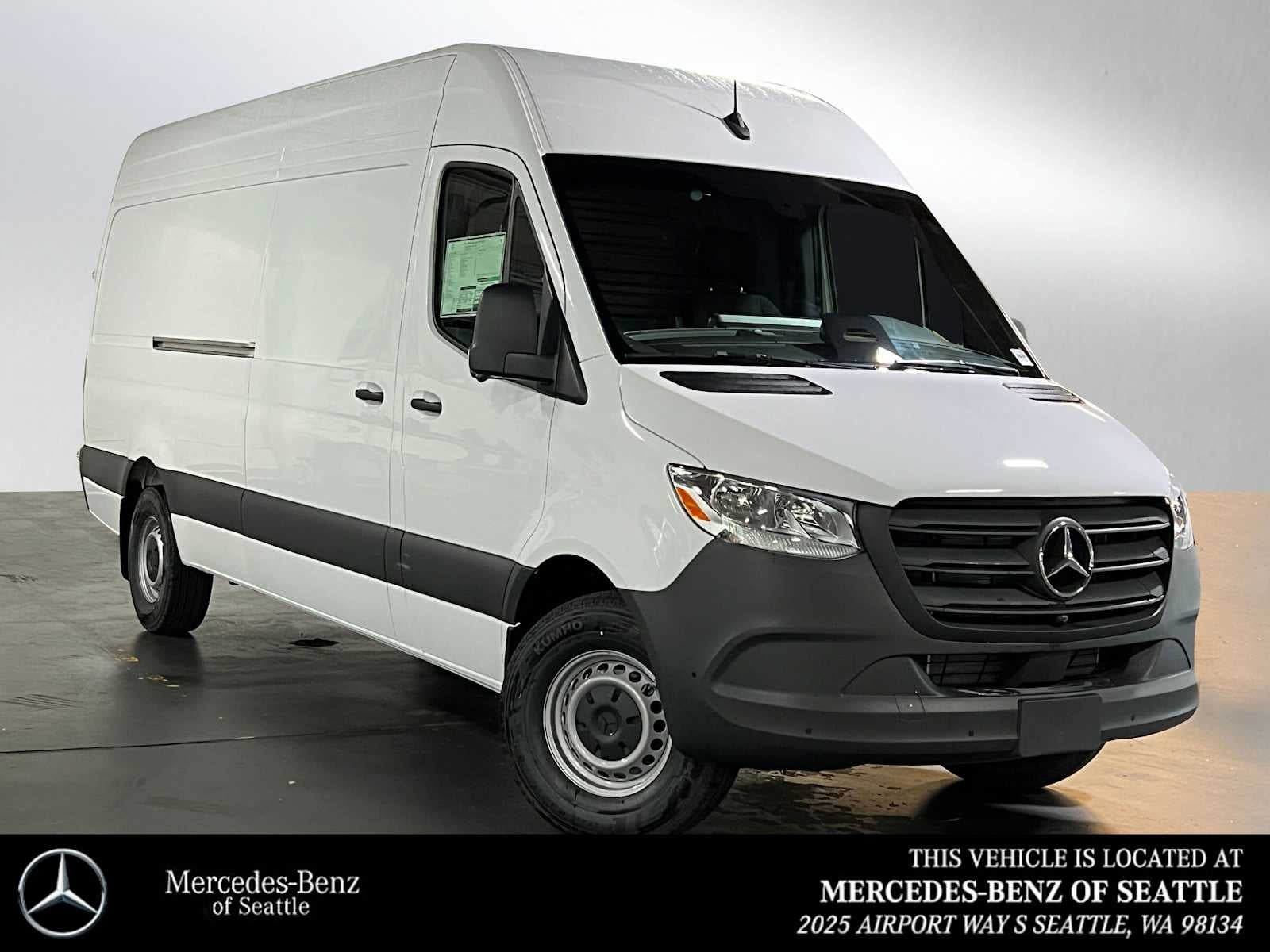 2025 Mercedes-Benz Sprinter 2500 High Roof I4 Diesel 170" RWD