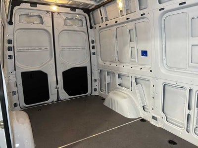 2026 Mercedes-Benz Sprinter 2500 Standard Roof I4 Diesel HO 144" RWD