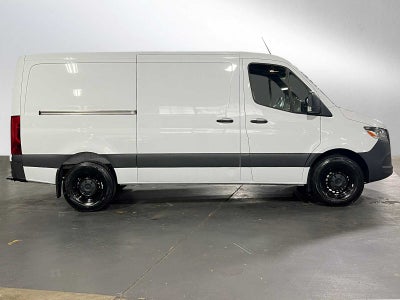 2025 Mercedes-Benz Sprinter 2500 Standard Roof I4 Diesel HO 144" RWD