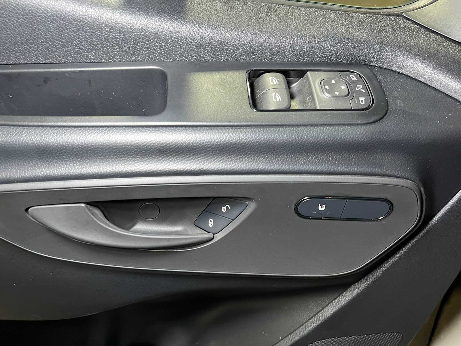 2025 Mercedes-Benz Sprinter 2500 Standard Roof I4 Diesel HO 144" AWD