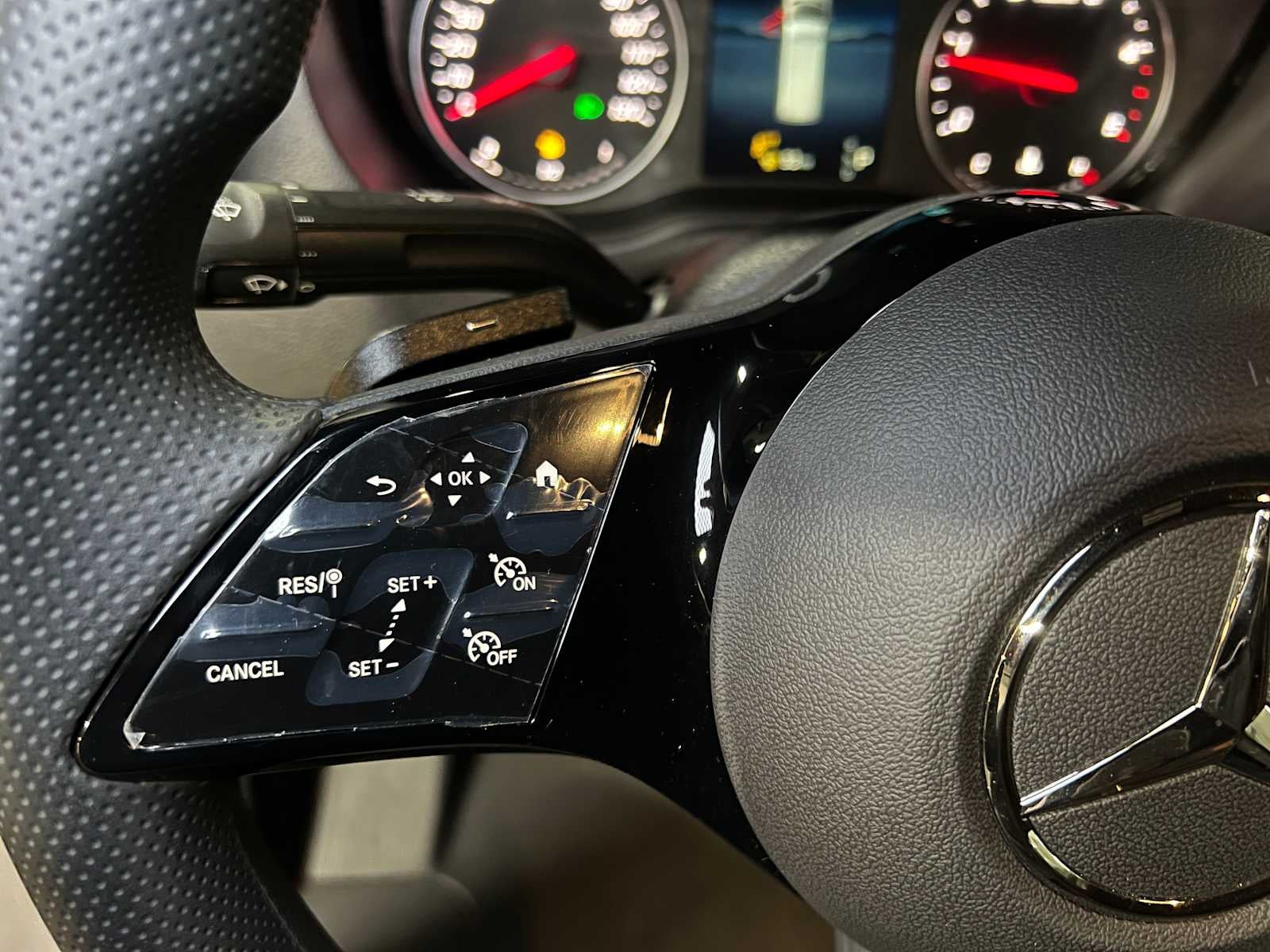 2025 Mercedes-Benz Sprinter 2500 Standard Roof I4 Diesel HO 144" AWD