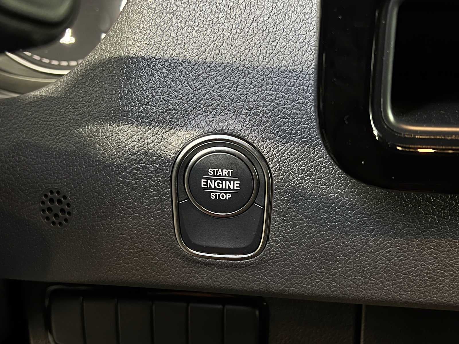 2025 Mercedes-Benz Sprinter 2500 Standard Roof I4 Diesel HO 144" AWD