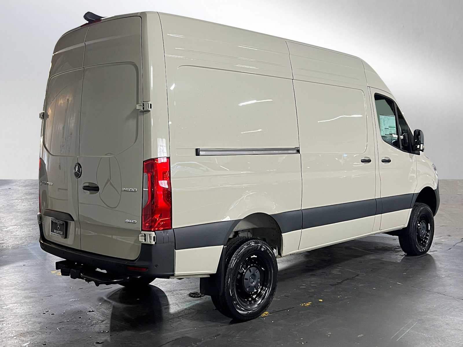 2025 Mercedes-Benz Sprinter 2500 Standard Roof I4 Diesel HO 144" AWD