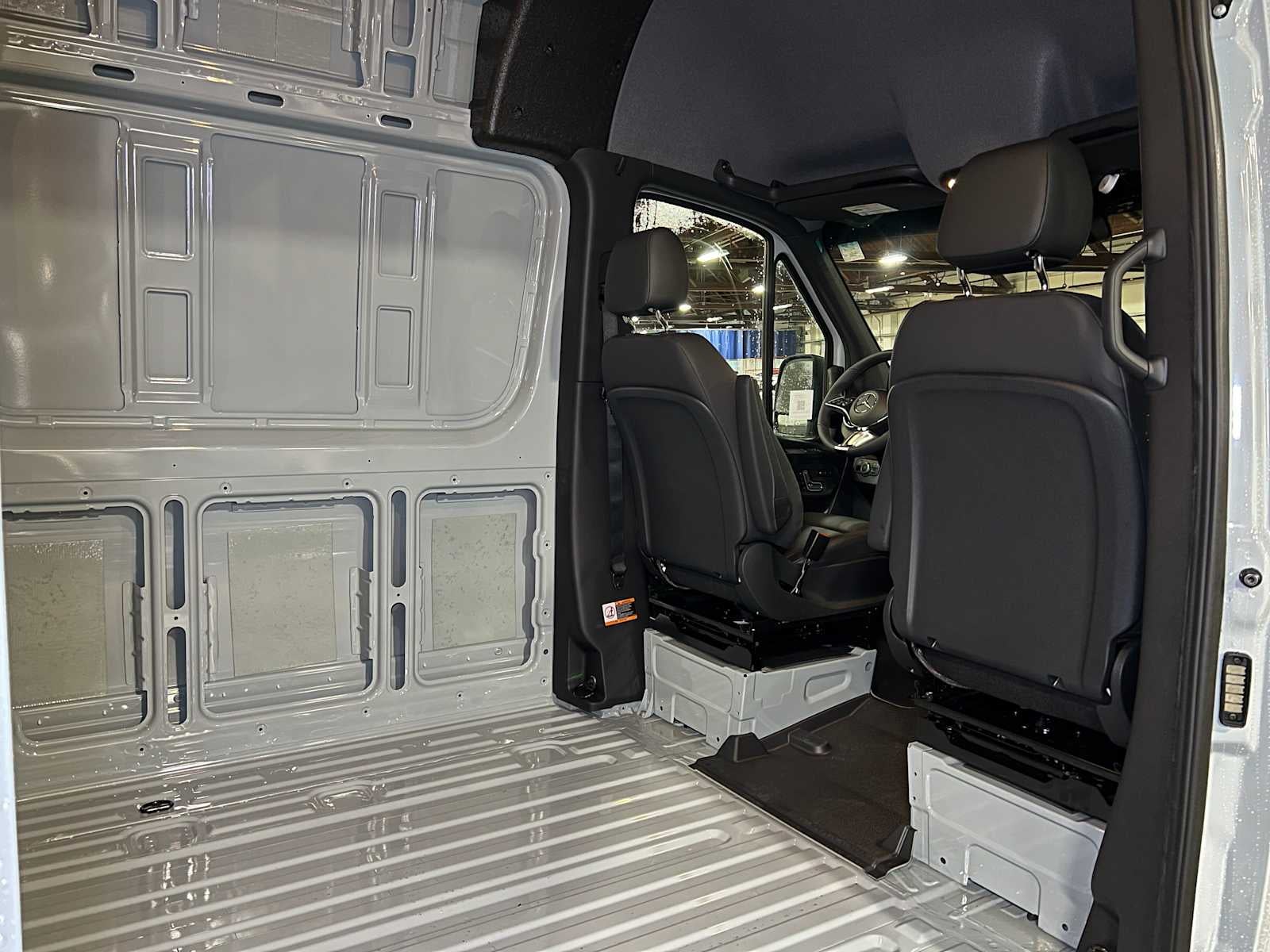 2026 Mercedes-Benz Sprinter 2500 Standard Roof I4 Diesel HO 144" AWD