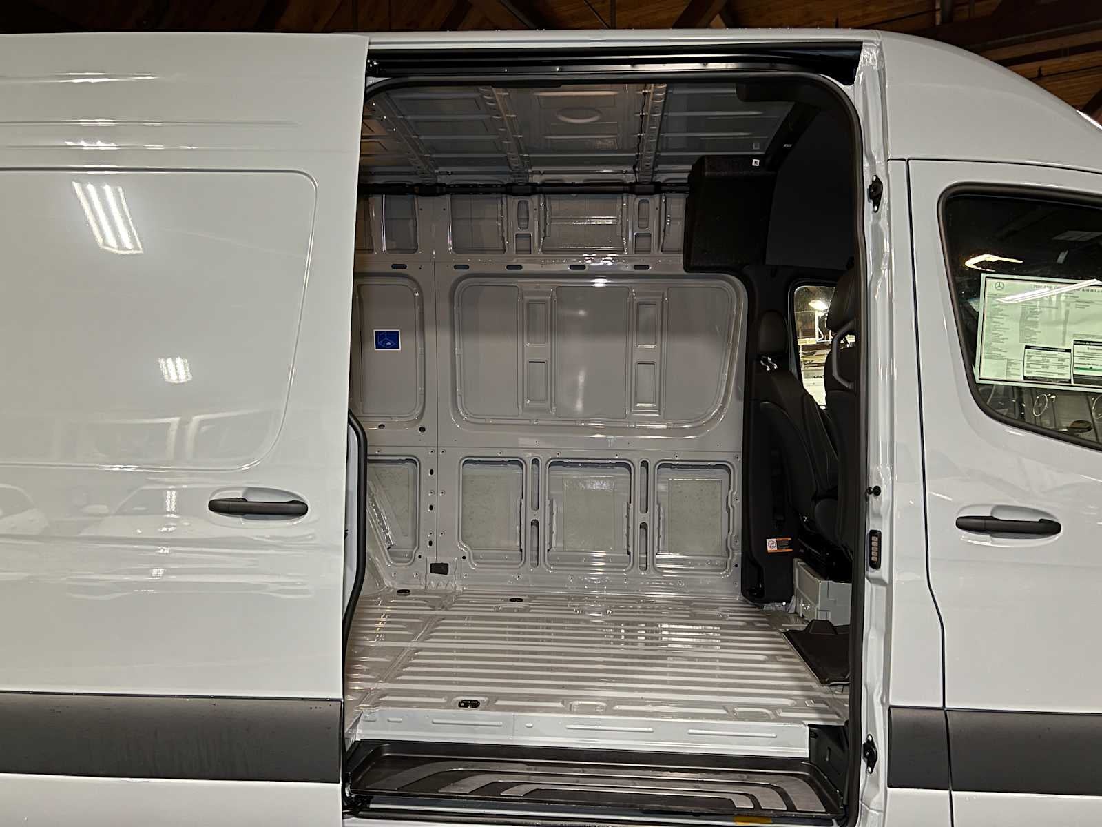 2026 Mercedes-Benz Sprinter 2500 Standard Roof I4 Diesel HO 144" AWD