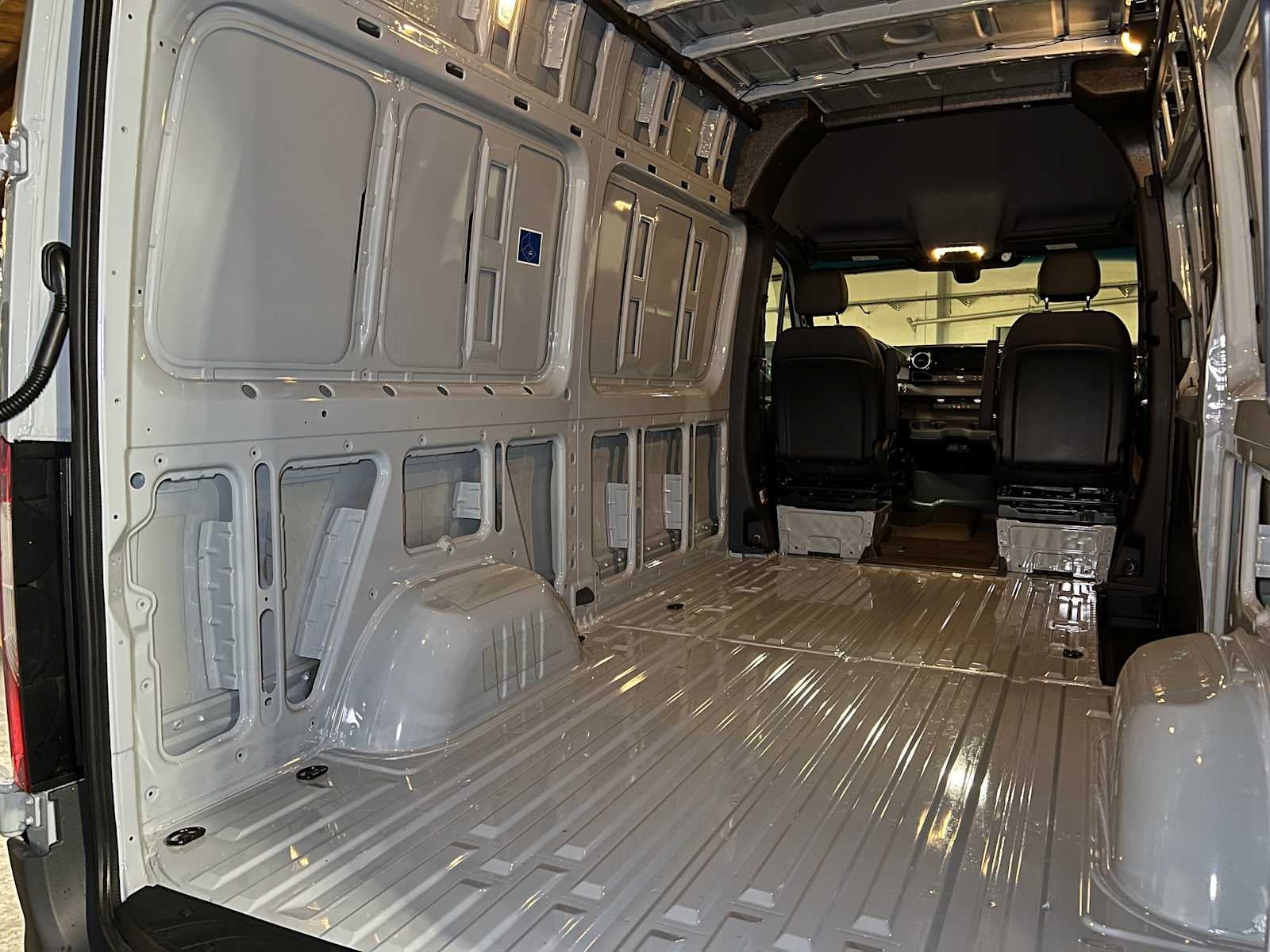 2026 Mercedes-Benz Sprinter 2500 Standard Roof I4 Diesel HO 144" AWD