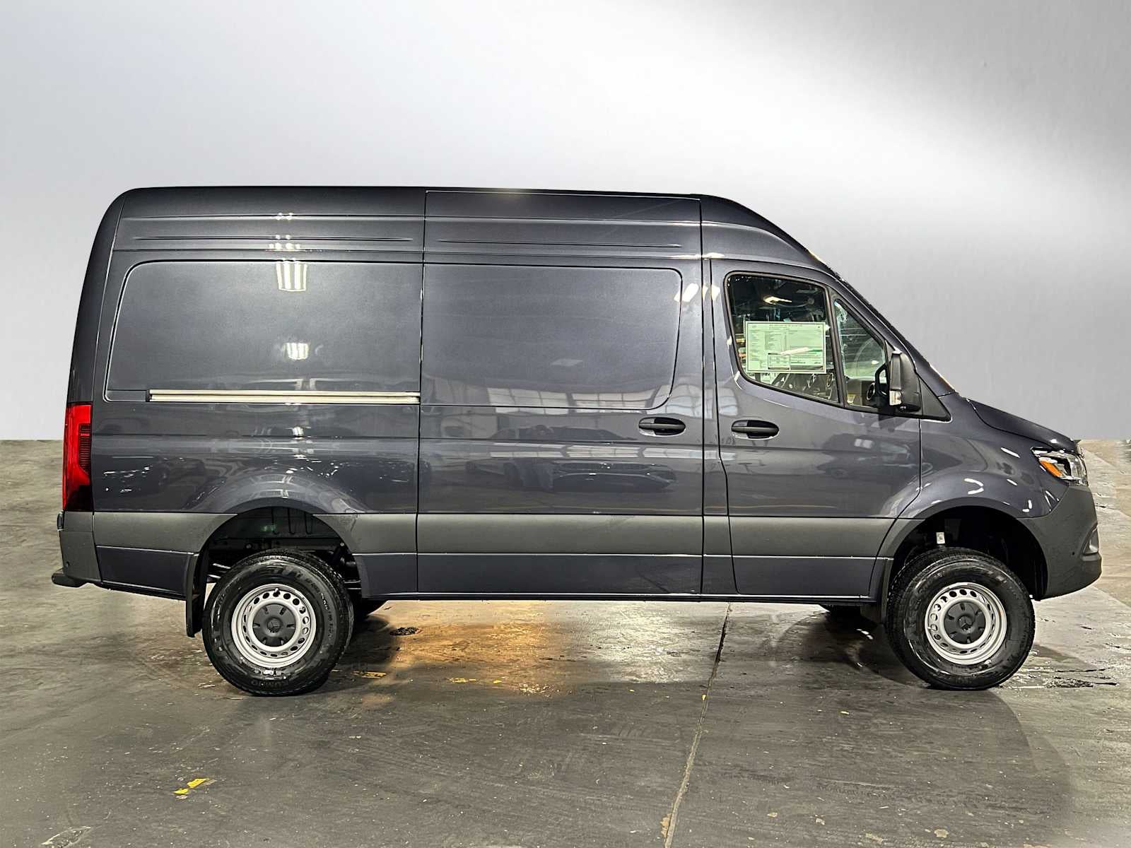 2026 Mercedes-Benz Sprinter 2500 Standard Roof I4 Diesel HO 144" AWD