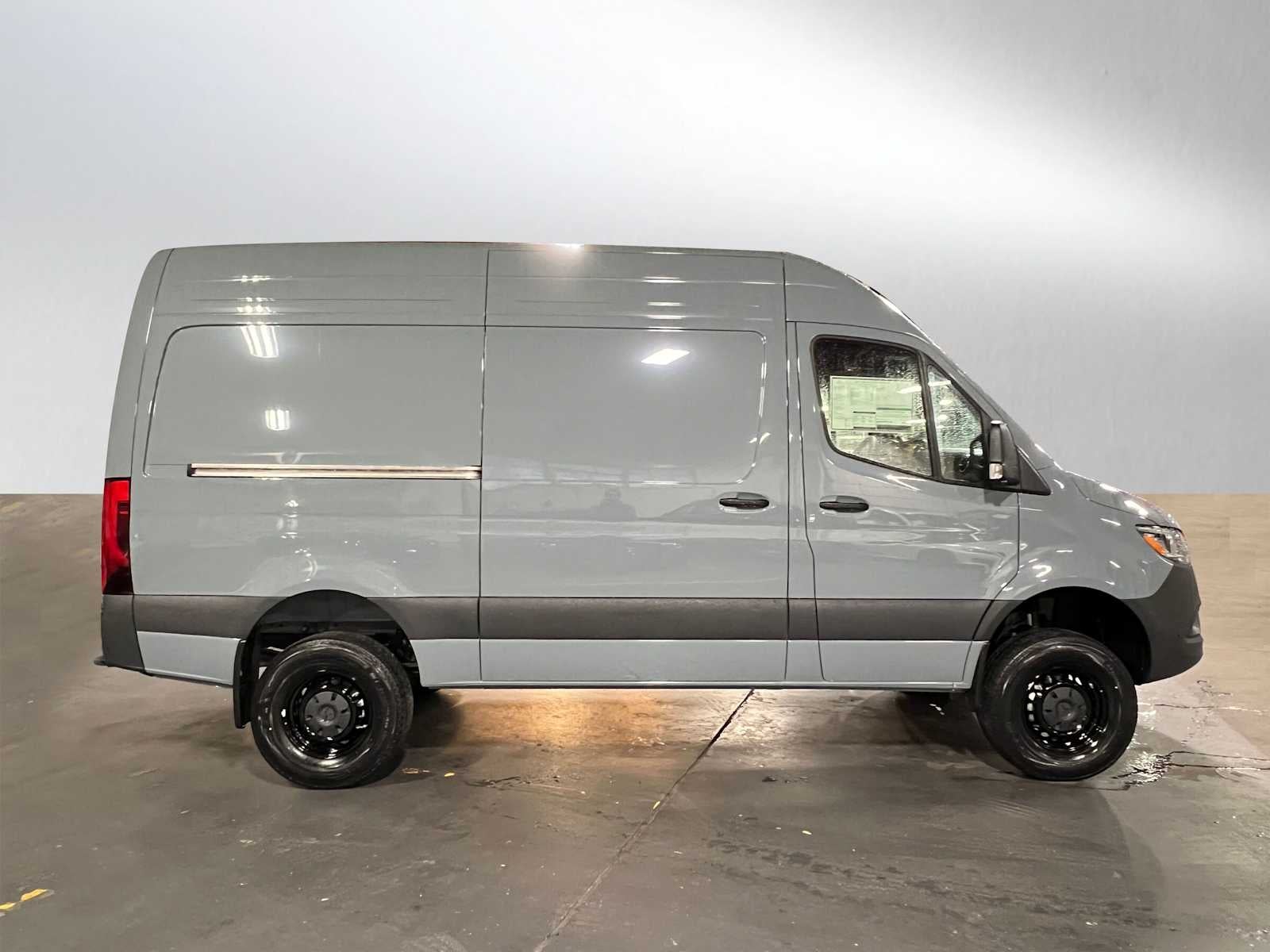 2026 Mercedes-Benz Sprinter 2500 Standard Roof I4 Diesel HO 144" AWD