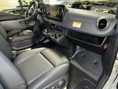 2025 Mercedes-Benz Sprinter 2500 Standard Roof I4 Diesel HO 144" AWD