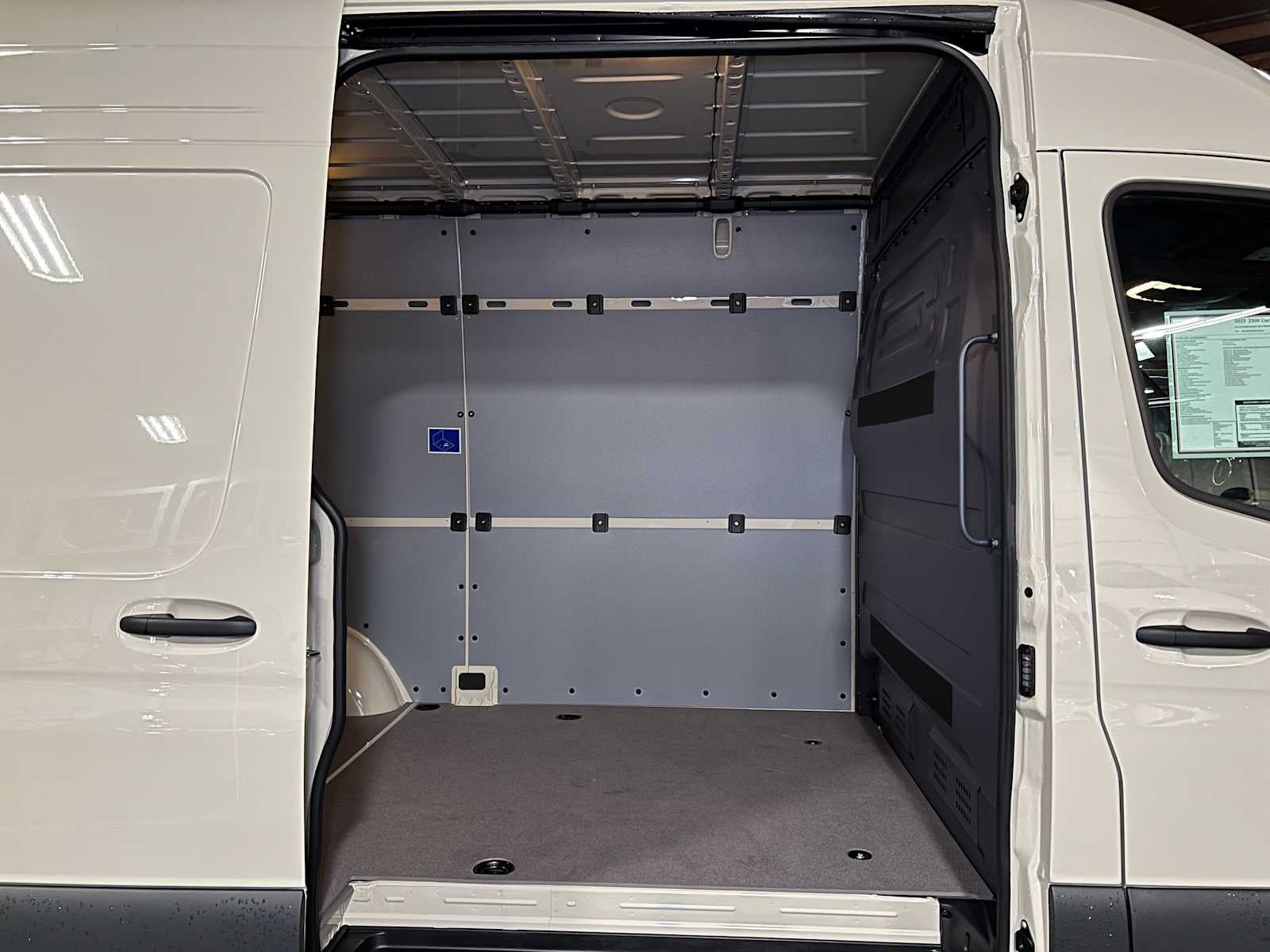 2025 Mercedes-Benz Sprinter 2500 Standard Roof I4 Diesel HO 144" AWD