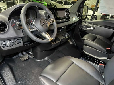 2026 Mercedes-Benz Sprinter 2500 Standard Roof I4 Diesel HO 144" AWD