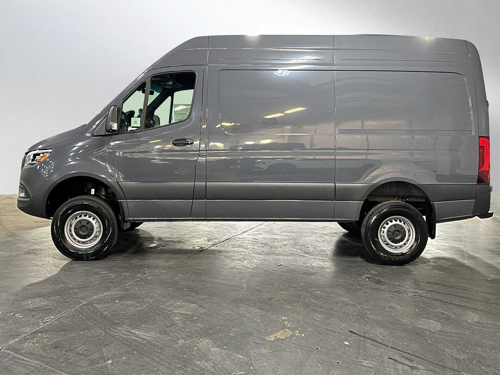 2026 Mercedes-Benz Sprinter 2500 Standard Roof I4 Diesel HO 144" AWD