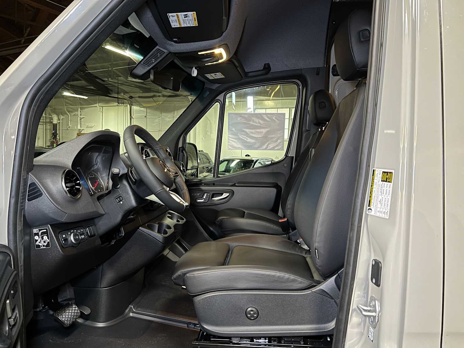 2026 Mercedes-Benz Sprinter 2500 Standard Roof I4 Diesel HO 144" AWD