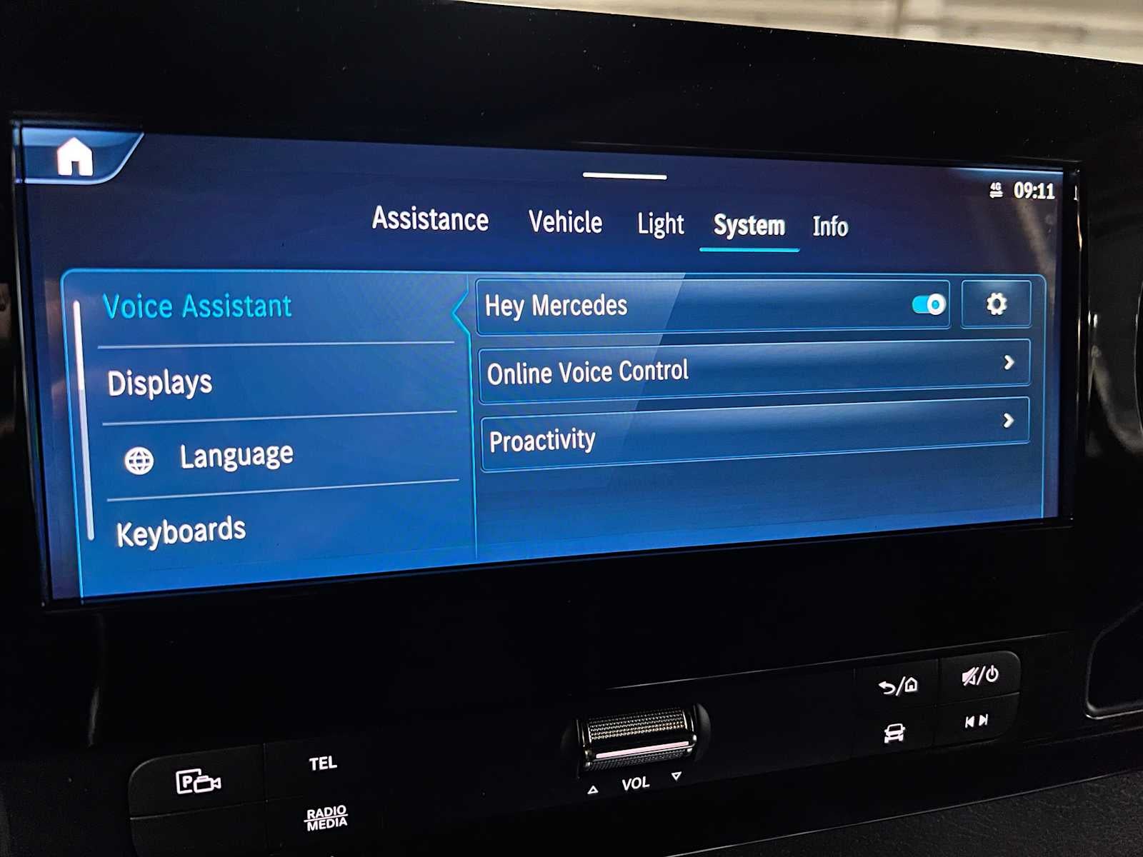 2026 Mercedes-Benz Sprinter 2500 High Roof I4 Diesel HO 170" RWD