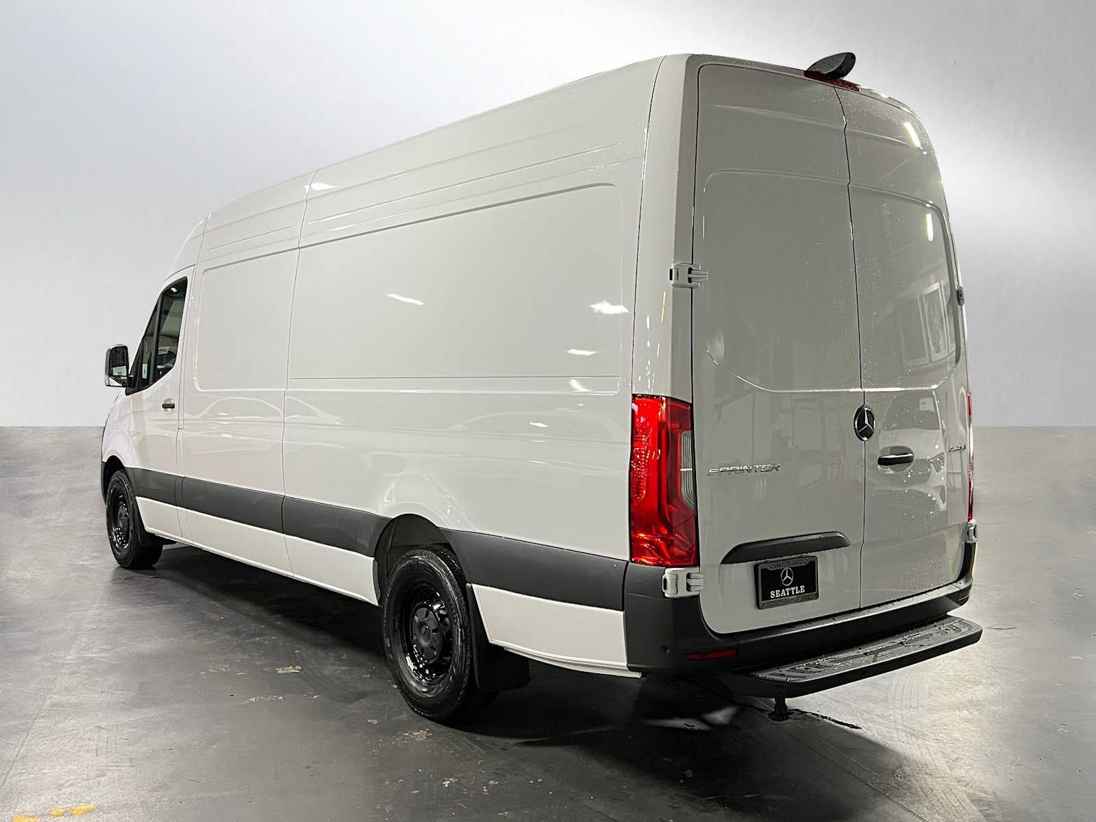 2026 Mercedes-Benz Sprinter 2500 High Roof I4 Diesel HO 170" RWD