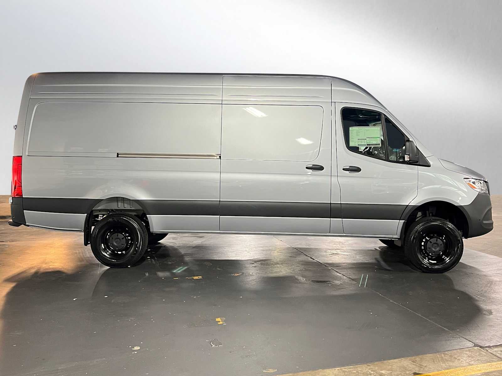 2025 Mercedes-Benz Sprinter 2500 High Roof I4 Diesel HO 170" AWD