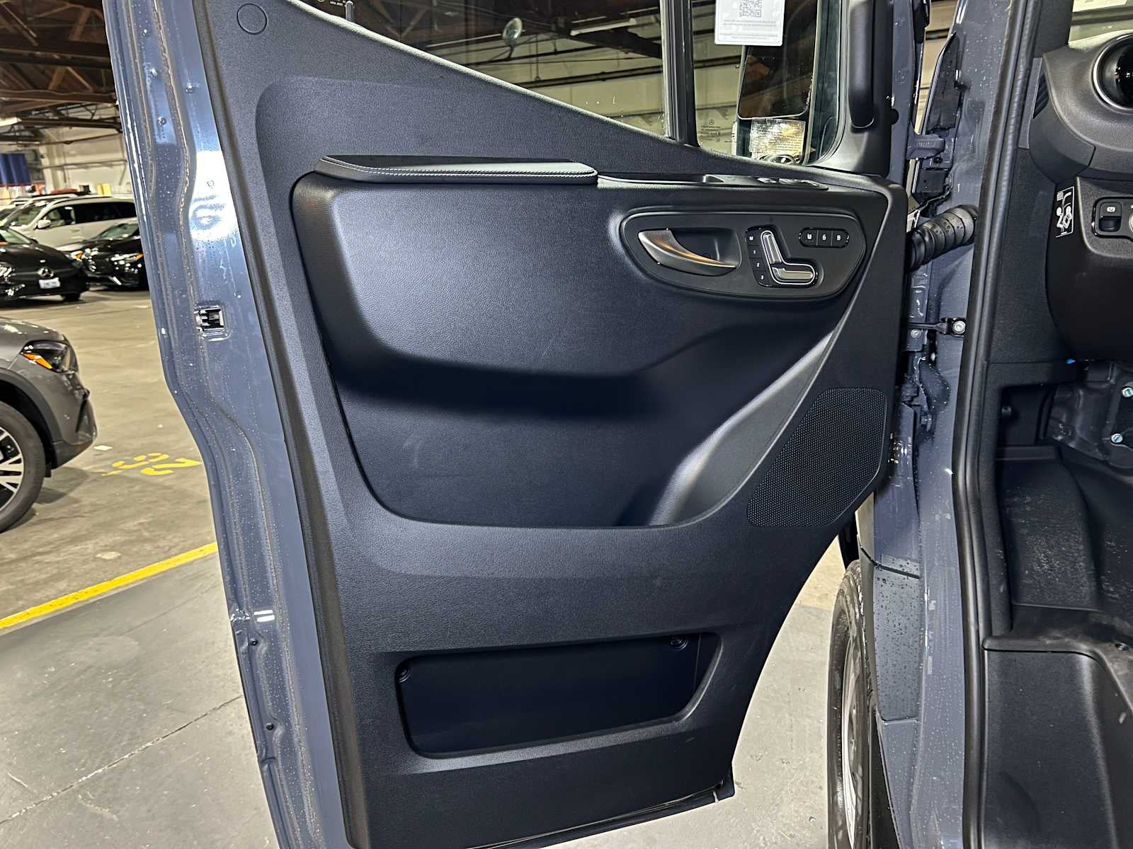 2026 Mercedes-Benz Sprinter 2500 High Roof I4 Diesel HO 170" AWD