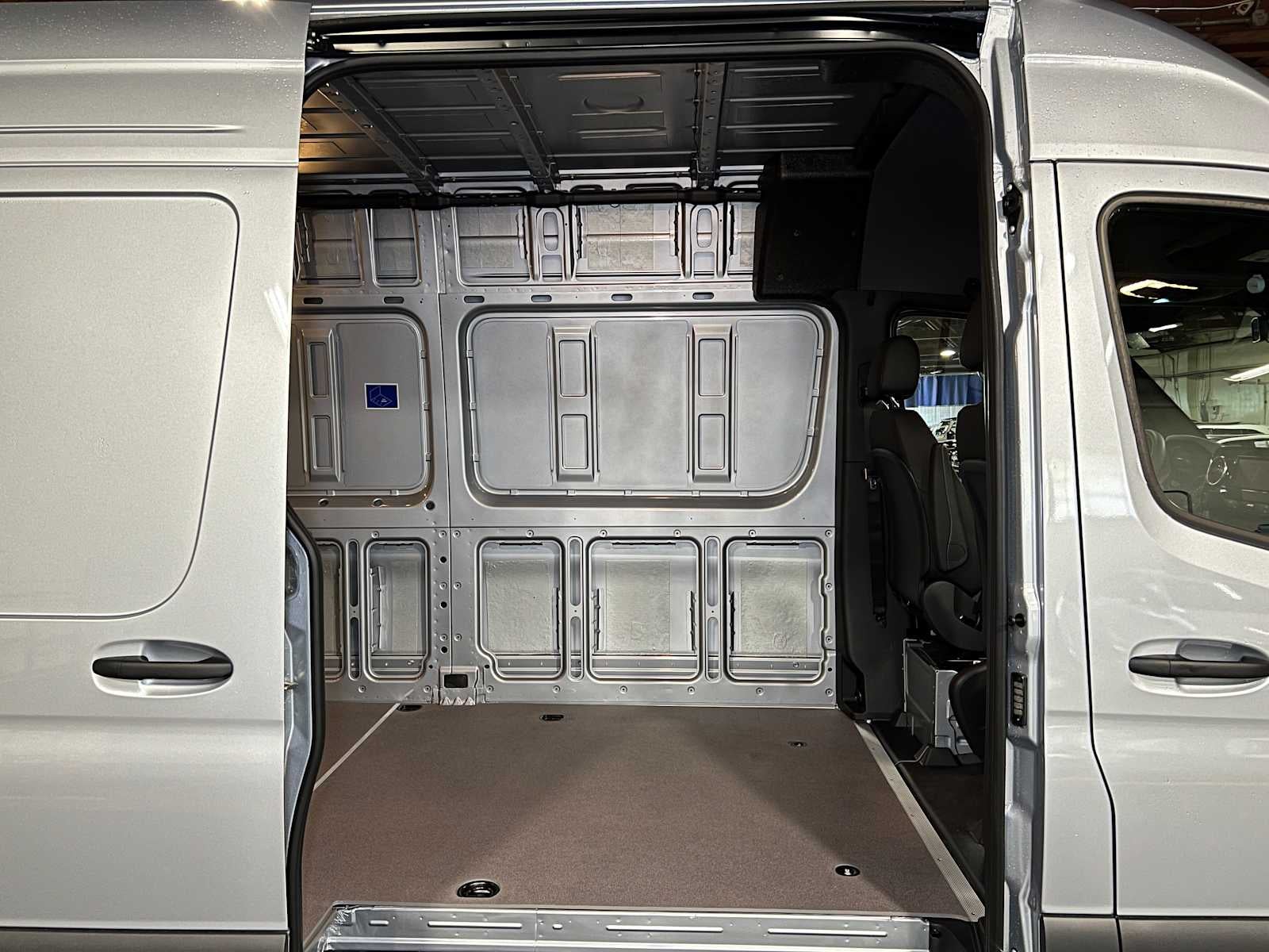 2025 Mercedes-Benz Sprinter 2500 High Roof I4 Diesel HO 170" AWD