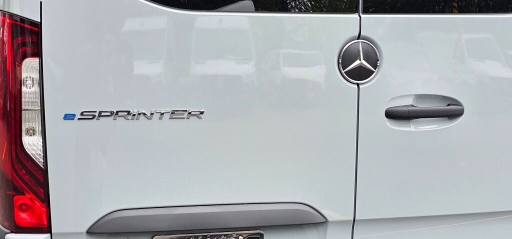2024 Mercedes-Benz eSprinter 2500 High Roof HO 170" RWD