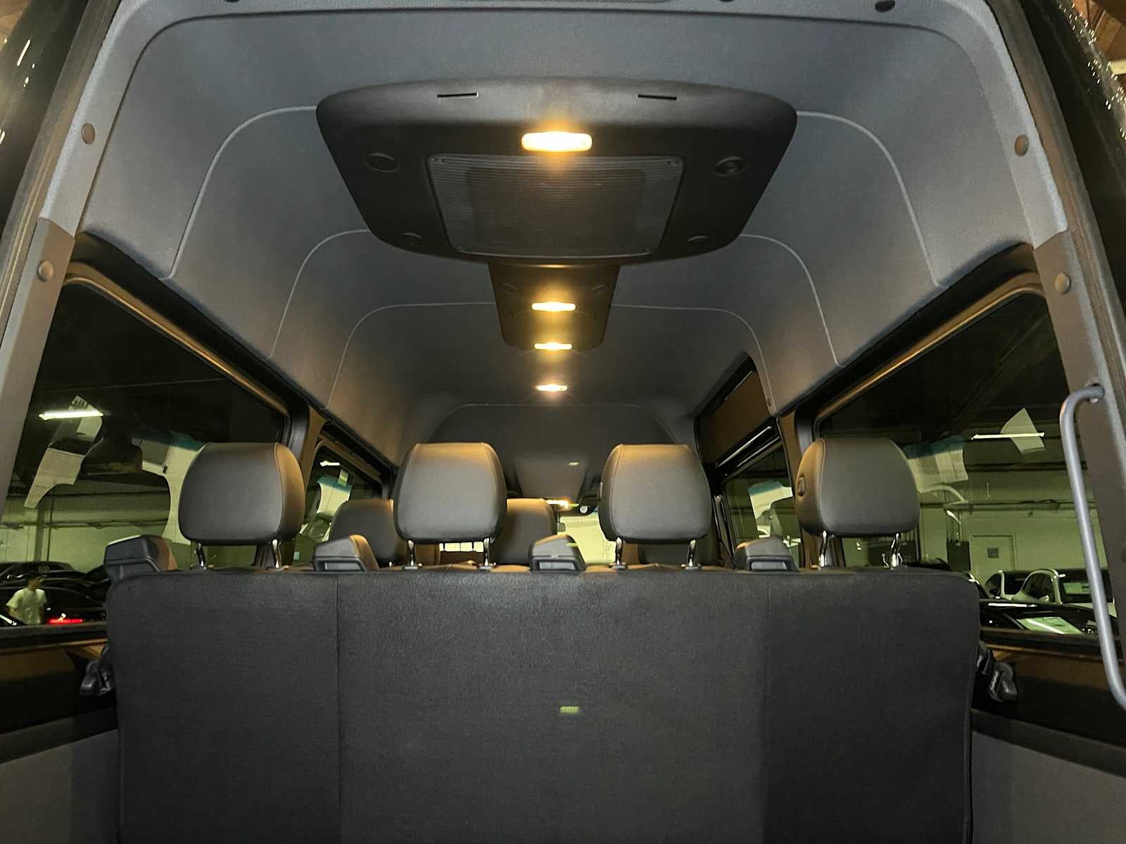 2025 Mercedes-Benz Sprinter 2500 Standard Roof I4 Diesel 144" RWD