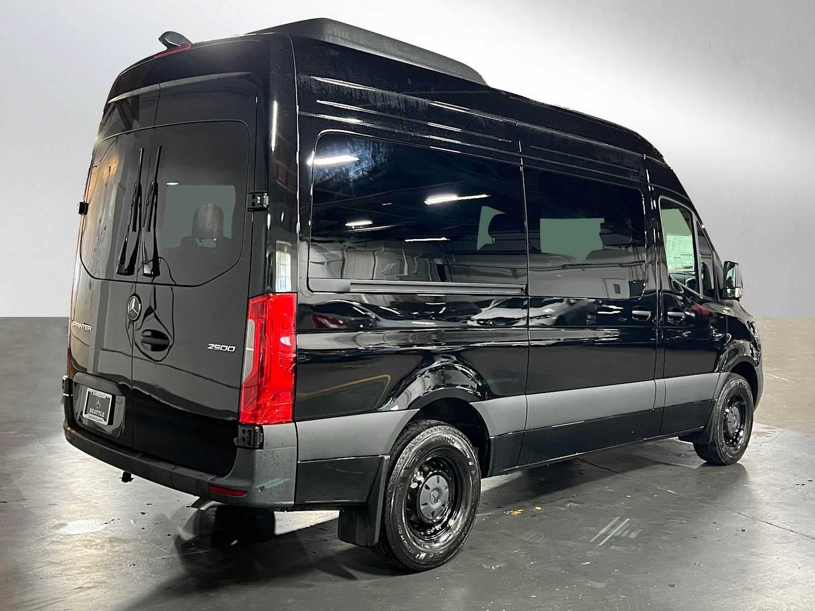 2025 Mercedes-Benz Sprinter 2500 Standard Roof I4 Diesel 144" RWD