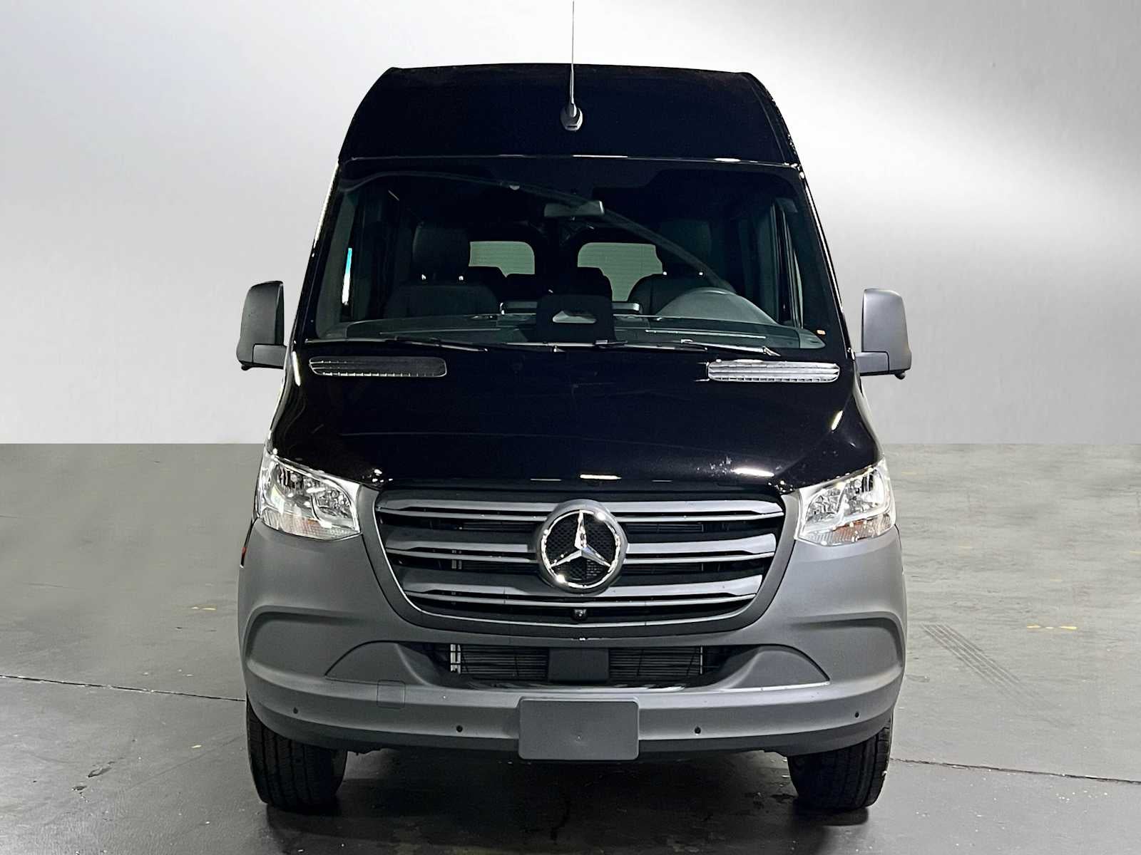 2025 Mercedes-Benz Sprinter 2500 Standard Roof I4 Diesel 144" RWD