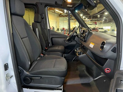 2024 Mercedes-Benz Sprinter 2500 Standard Roof I4 Diesel 144" RWD