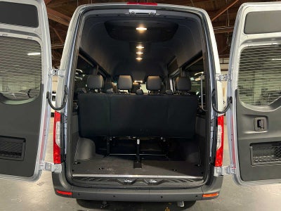 2025 Mercedes-Benz Sprinter 2500 Standard Roof I4 Diesel HO 144" RWD
